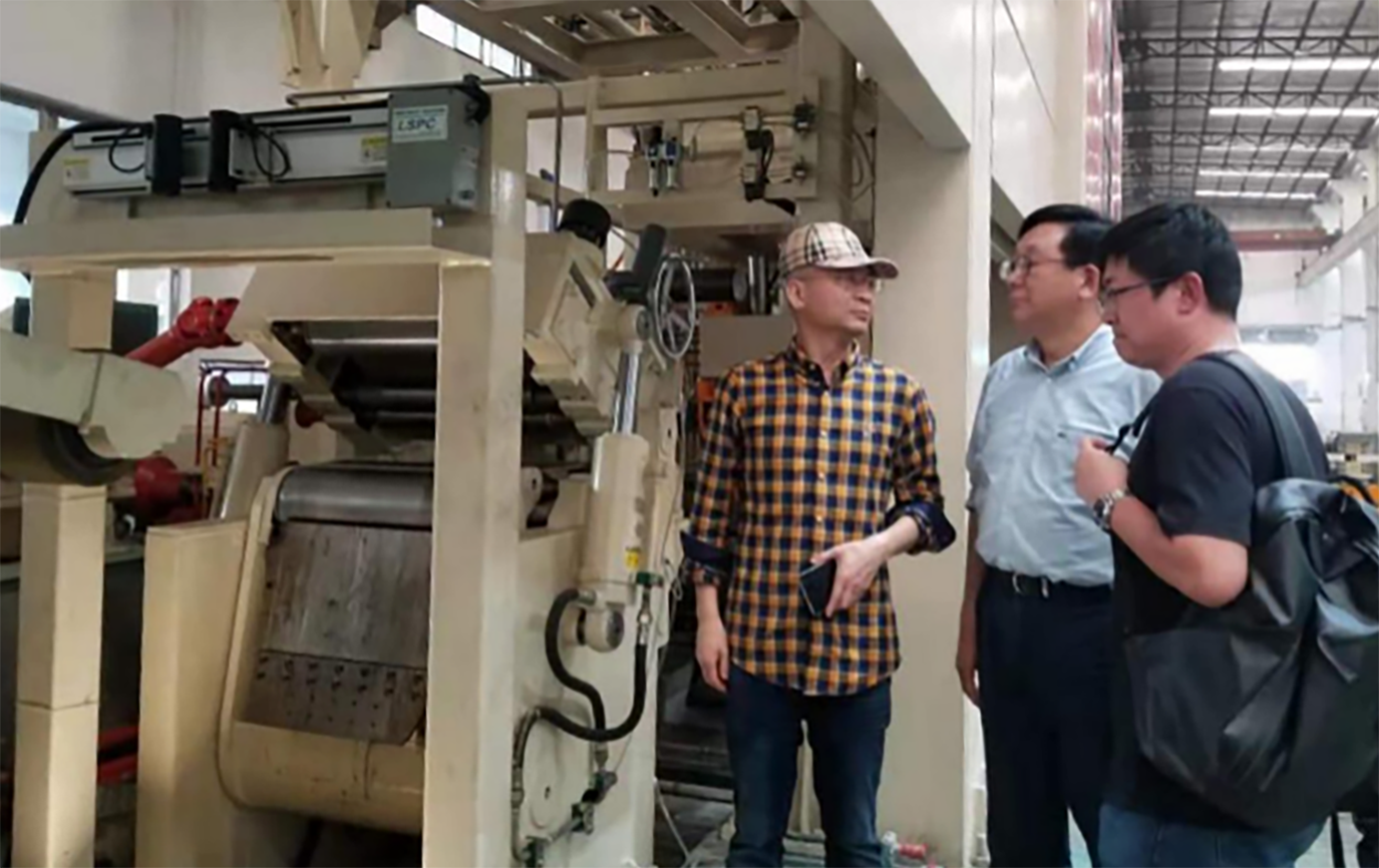 服務創造價值 冶金物資卷板部堅持服務創新拓市場